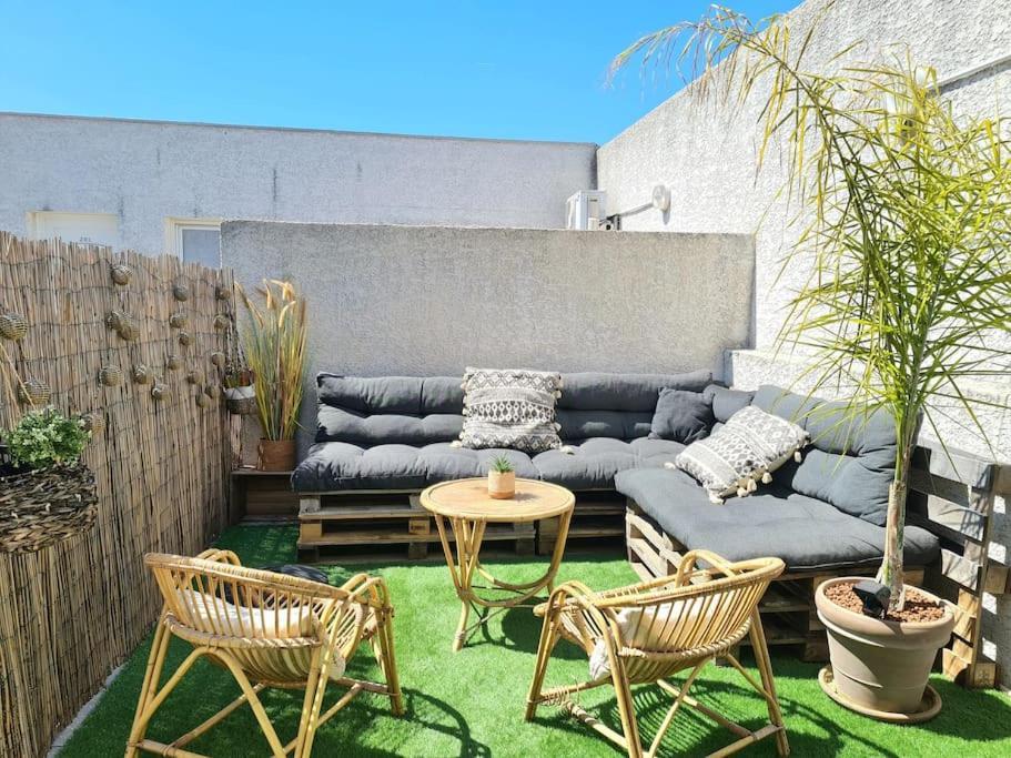 Appartcosy Emplacement Ideal Avec Terrasse & Parking Prive Nîmes Eksteriør billede